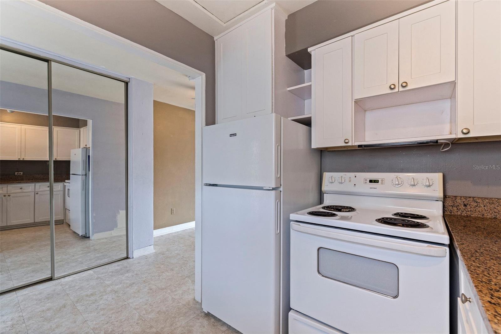 Image 10 of 35 For 750 Burlington Avenue N 1g