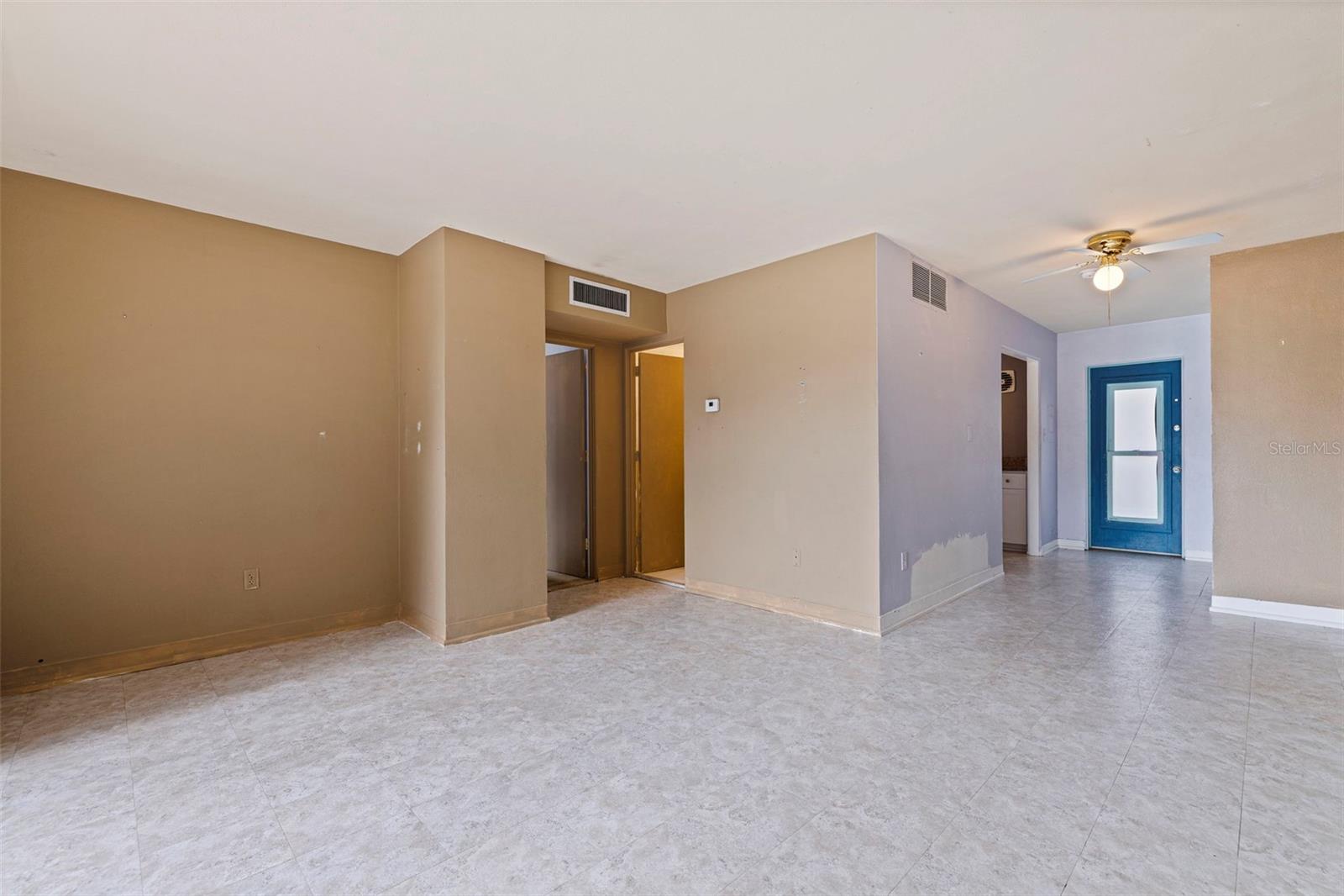 Image 14 of 35 For 750 Burlington Avenue N 1g