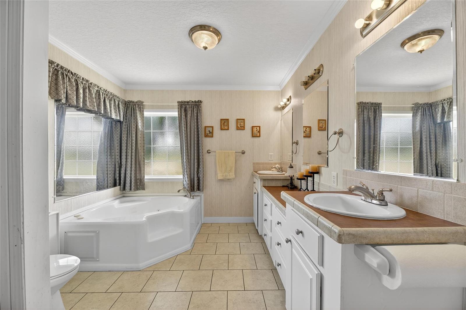 Image 30 of 91 For 6250 Green Pond Road
