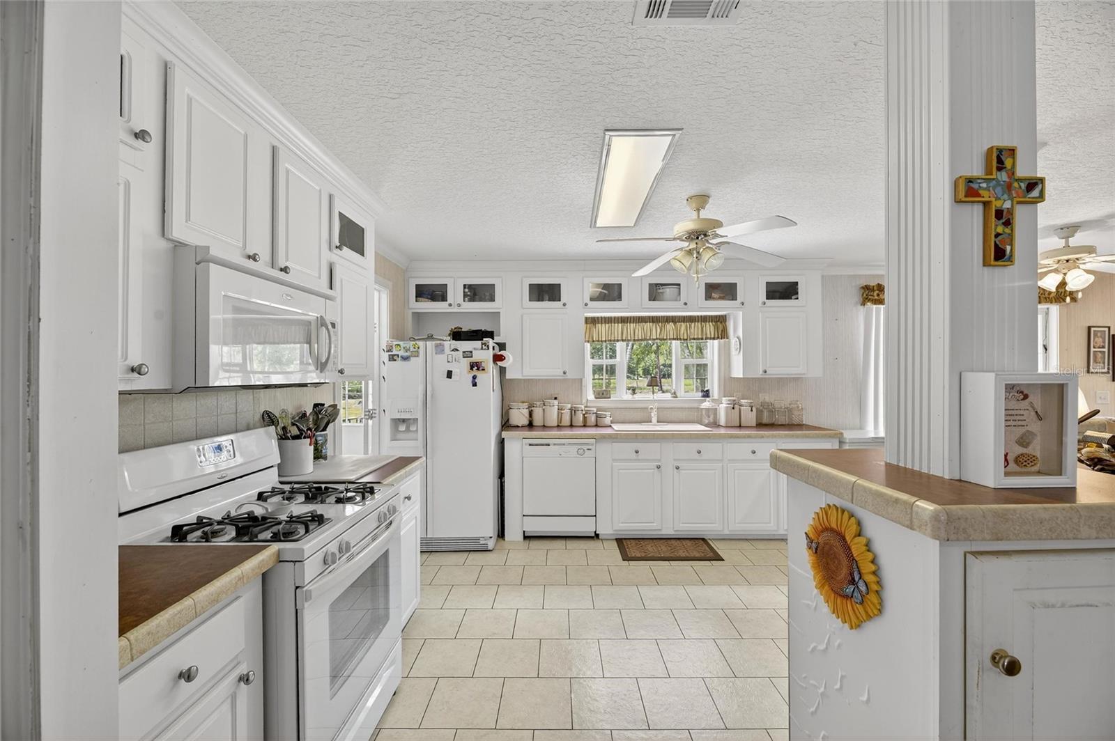 Image 51 of 91 For 6250 Green Pond Road