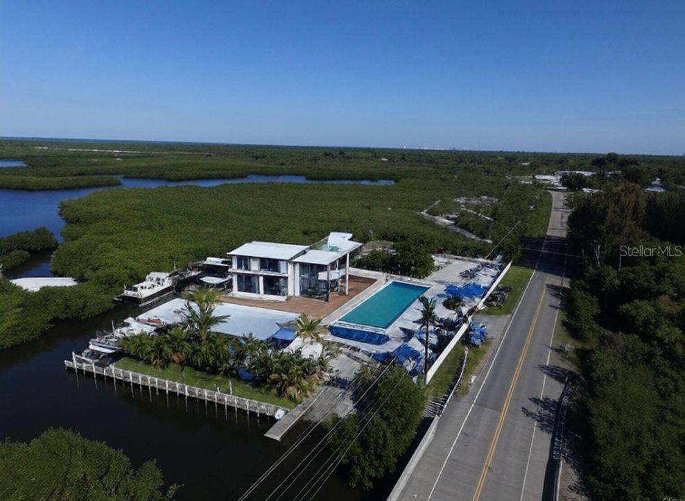 Image 15 of 35 For 6817 Bayshore Road