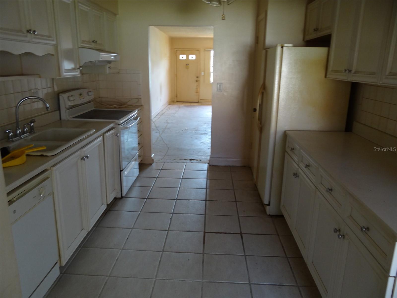 Image 3 of 9 For 3740 58th Street N 106
