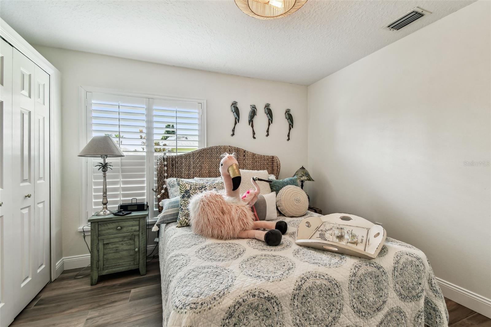 Listing photo id 21 for 10310 Millport Drive