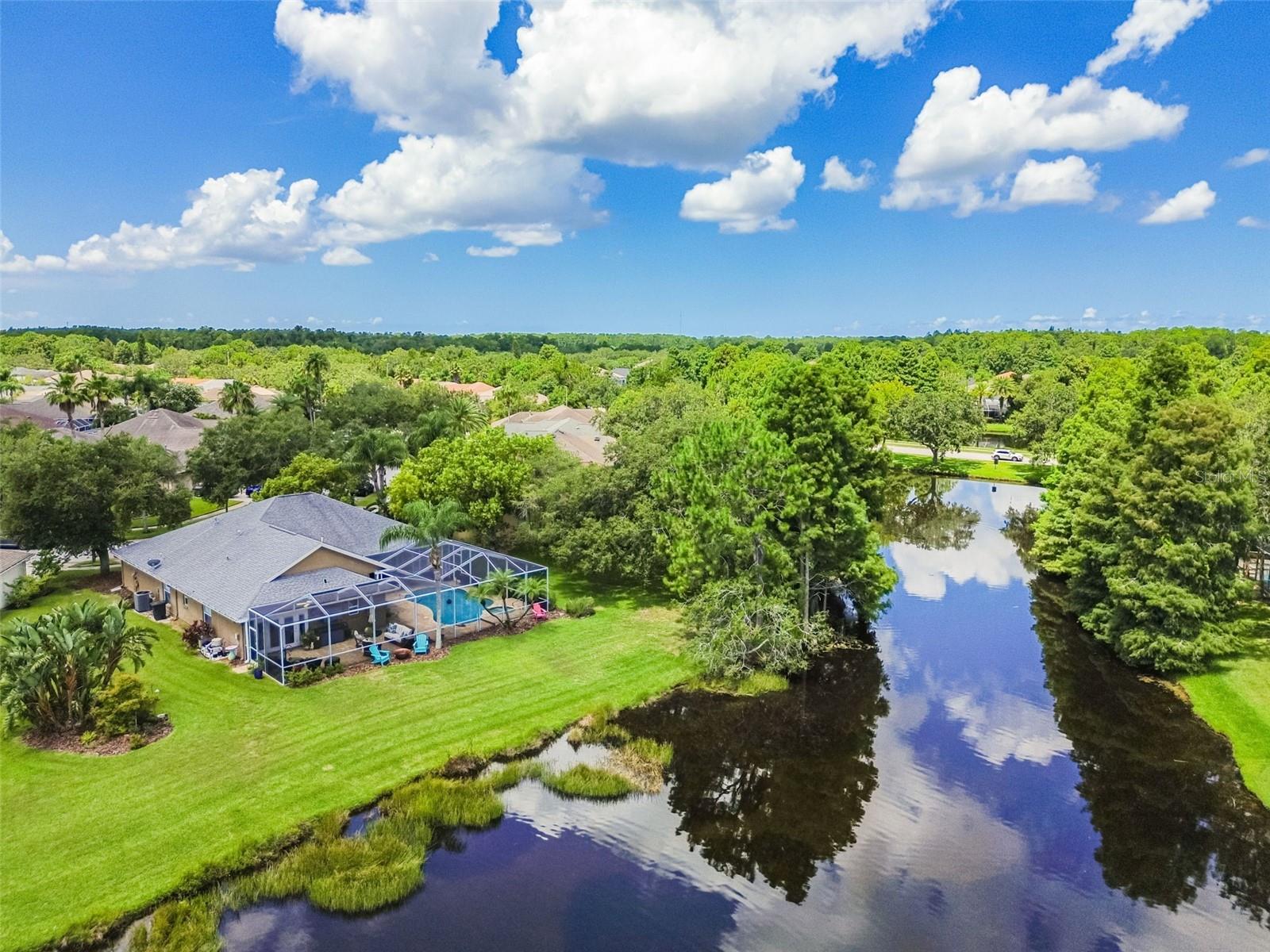 Listing photo id 2 for 10310 Millport Drive