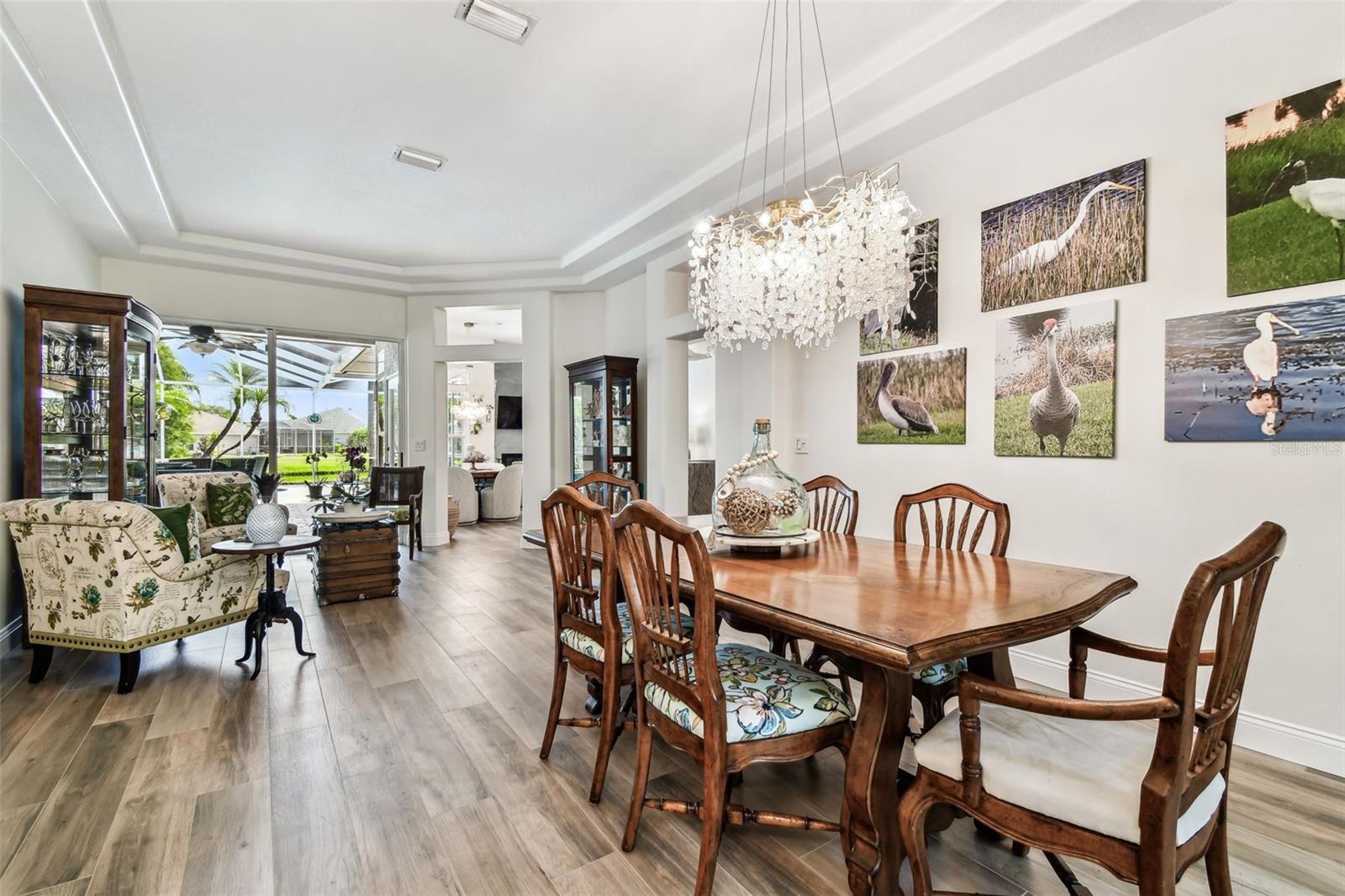 Listing photo id 38 for 10310 Millport Drive