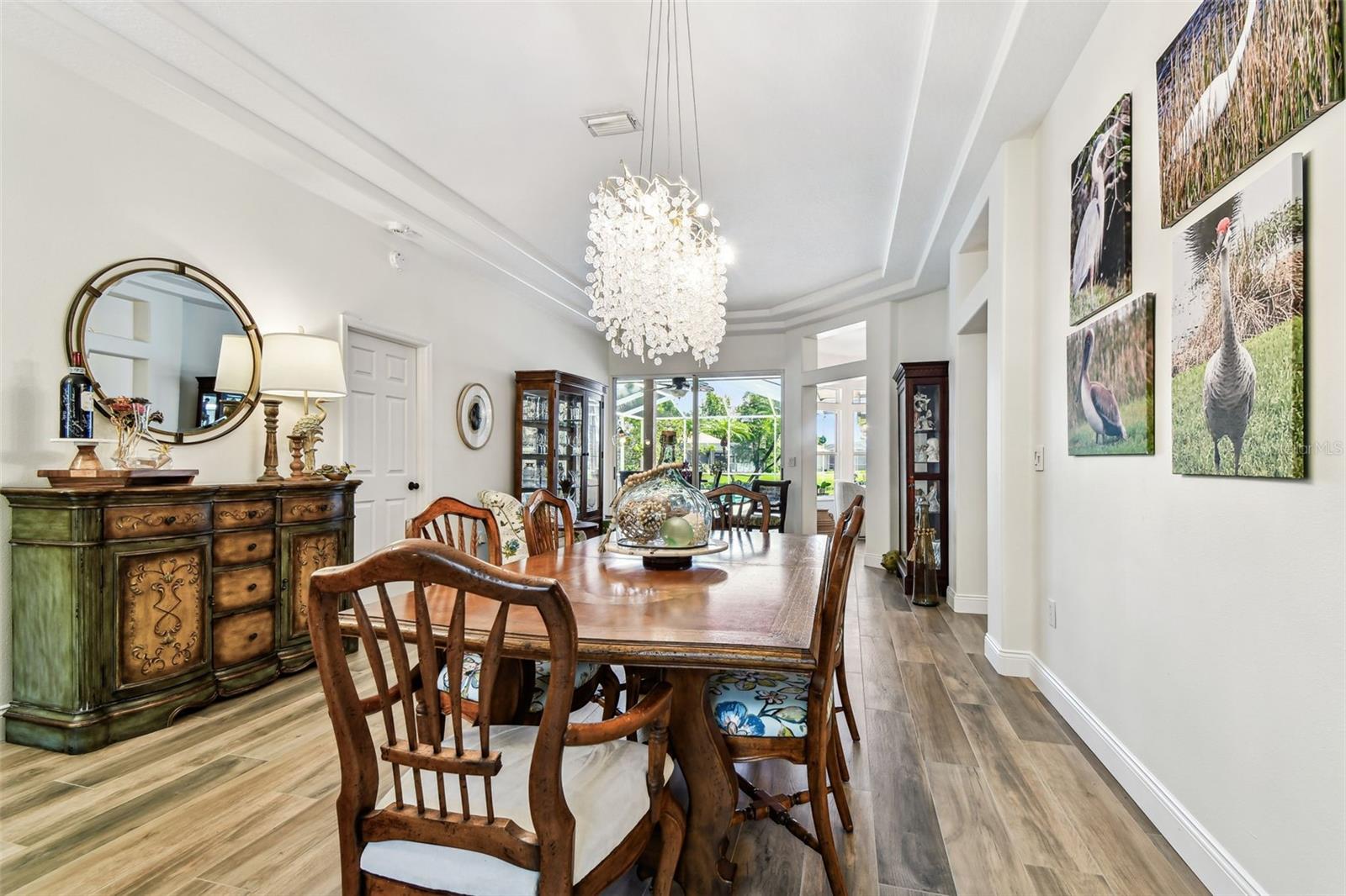 Listing photo id 39 for 10310 Millport Drive