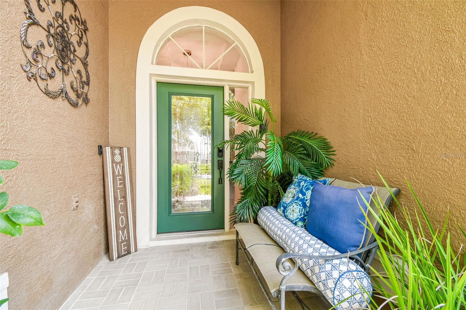 Listing photo id 5 for 10310 Millport Drive