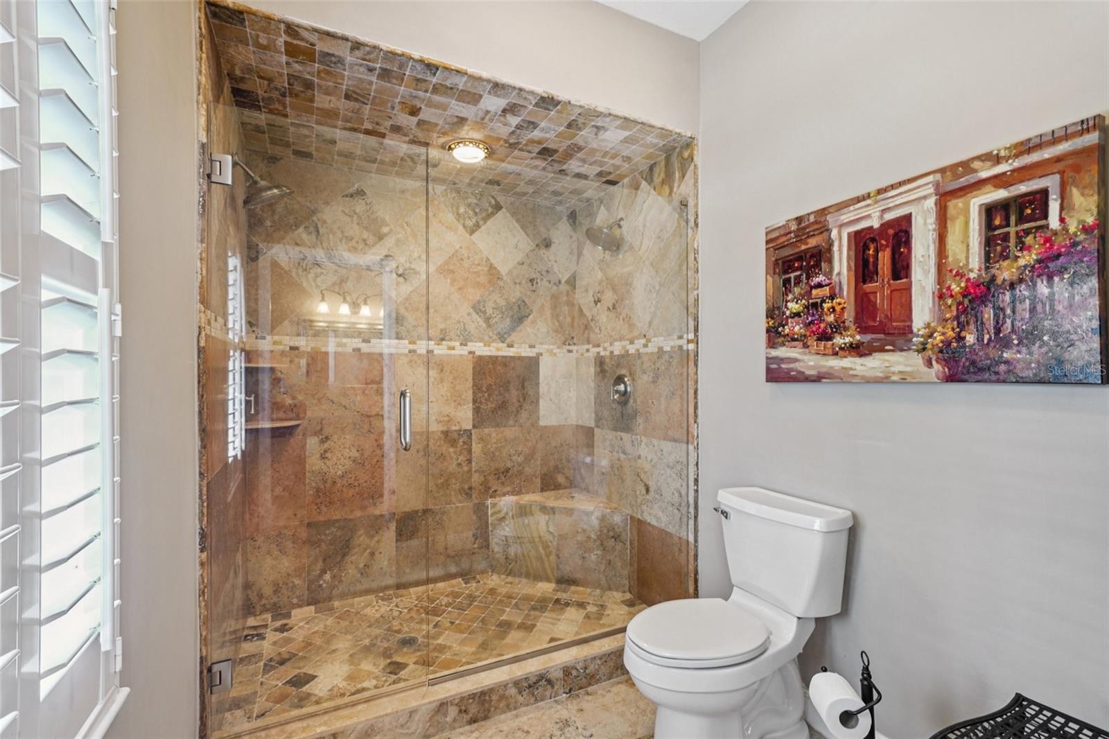 Listing photo id 17 for 4535 Beachway Drive