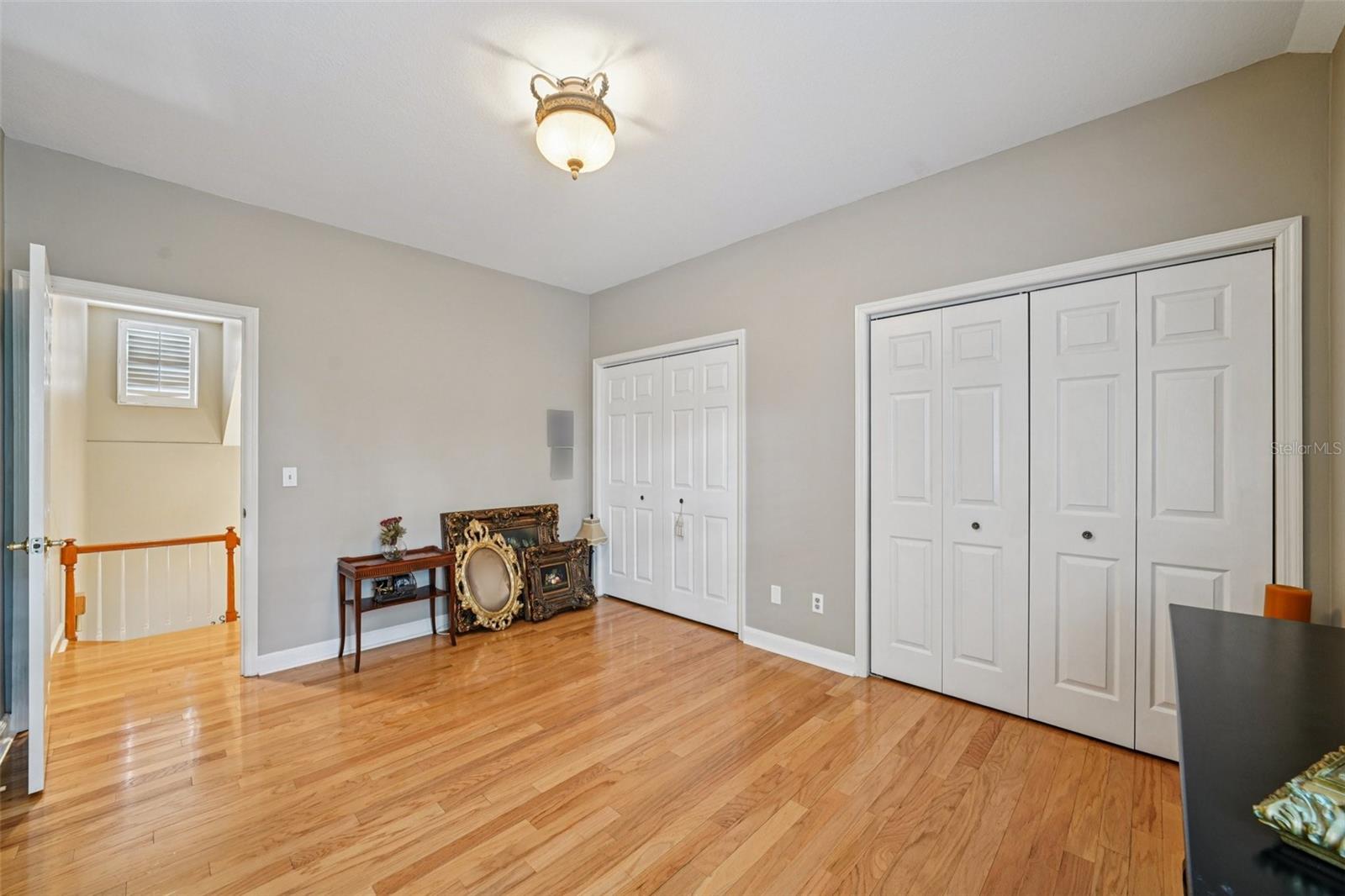 Listing photo id 21 for 4535 Beachway Drive