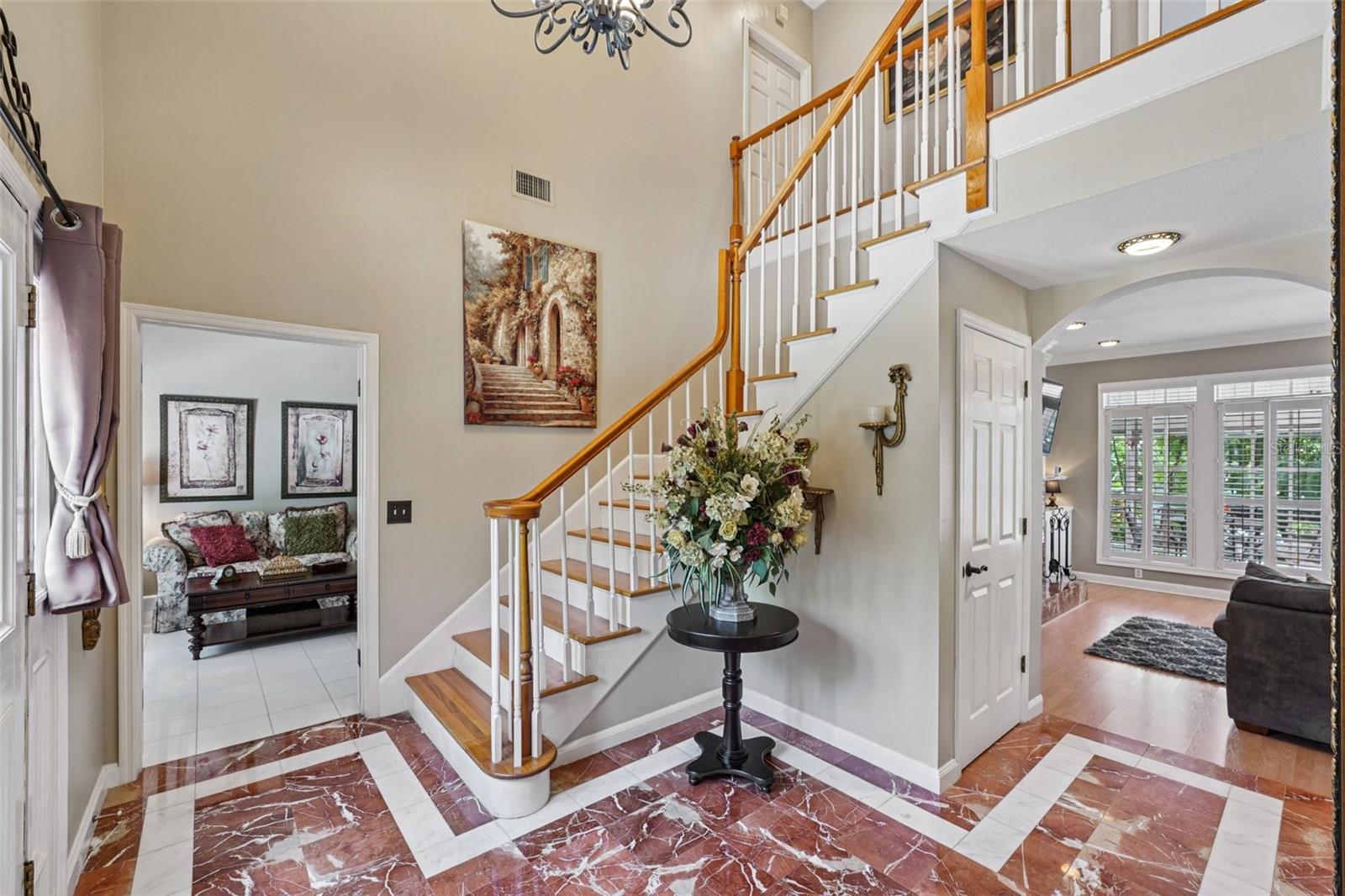 Listing photo id 1 for 4535 Beachway Drive