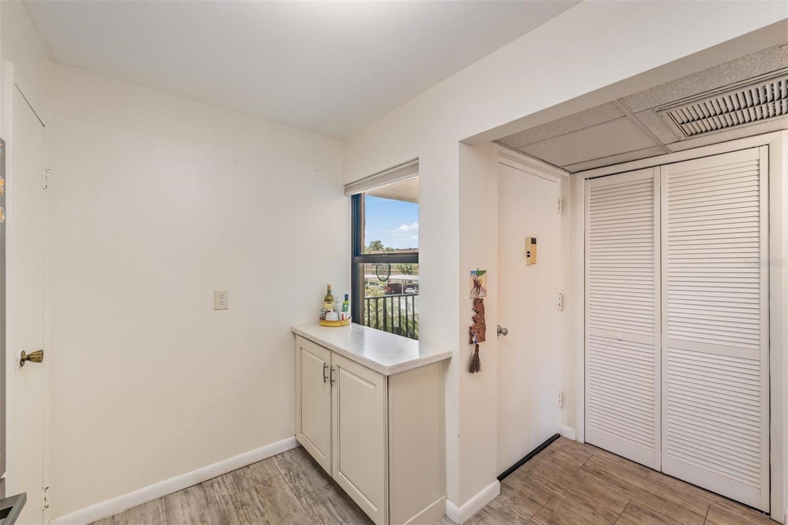 Image 13 of 29 For 12300 Vonn Road 7205
