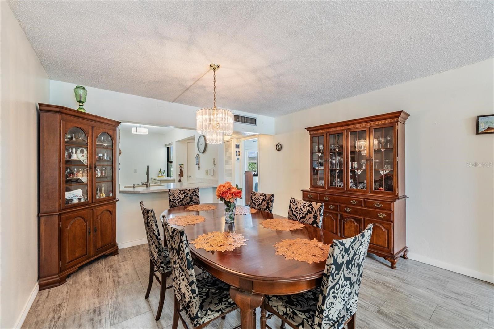 Image 22 of 29 For 12300 Vonn Road 7205