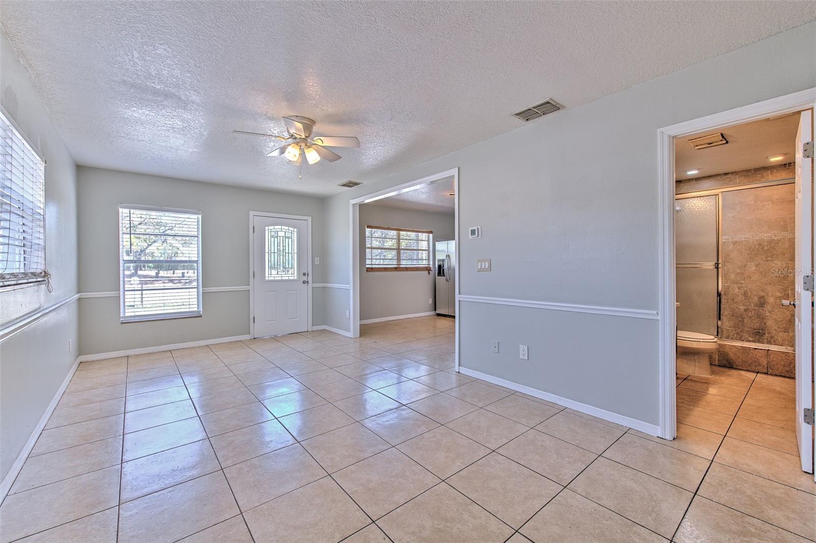 Image 4 of 33 For 10928 15th Street