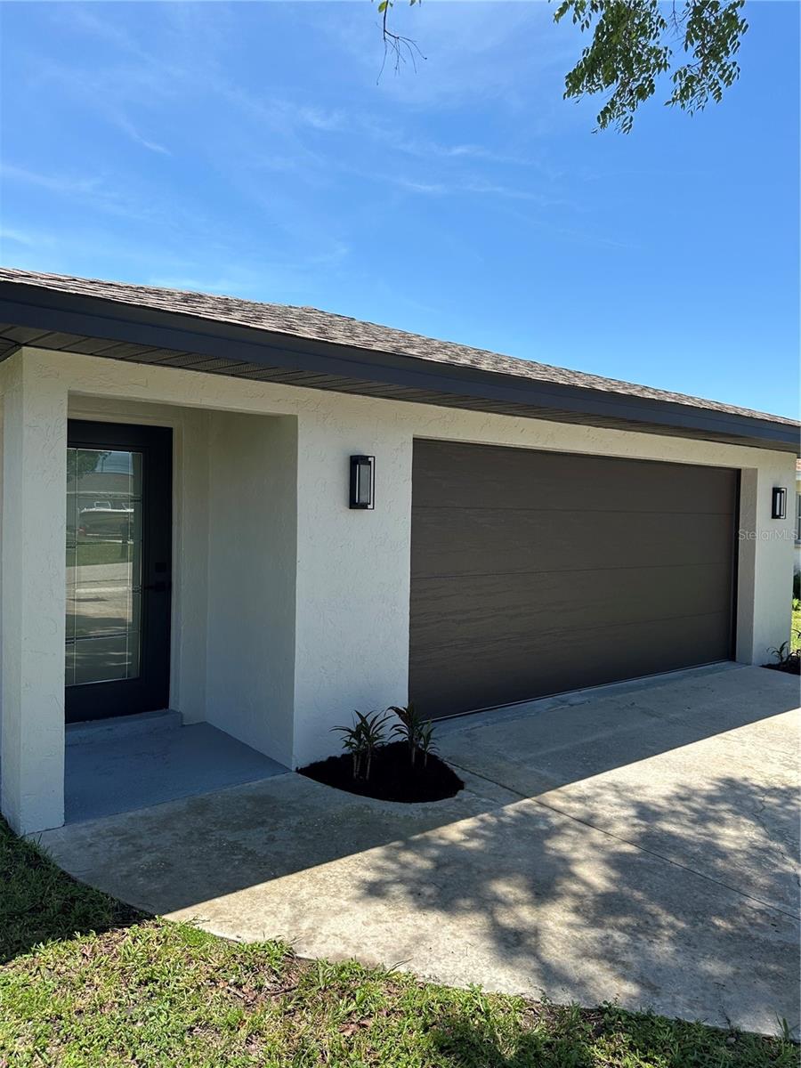 Details for 1773 Coconut Drive, VENICE, FL 34293