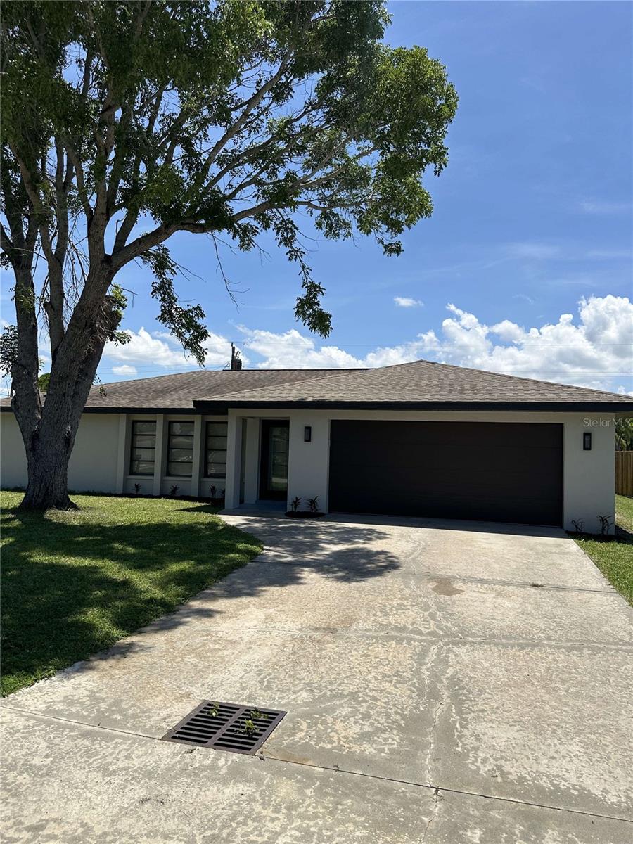 Image 3 of 20 For 1773 Coconut Drive