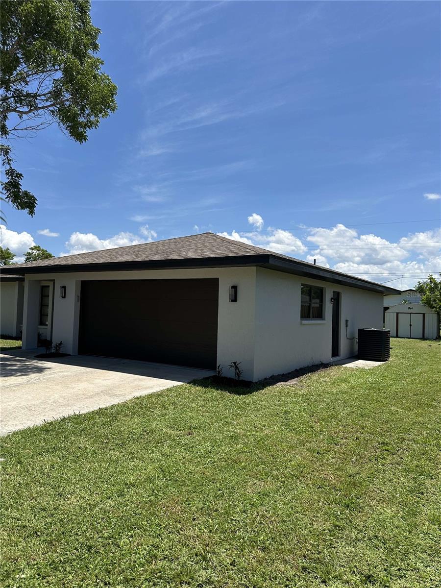 Image 5 of 20 For 1773 Coconut Drive