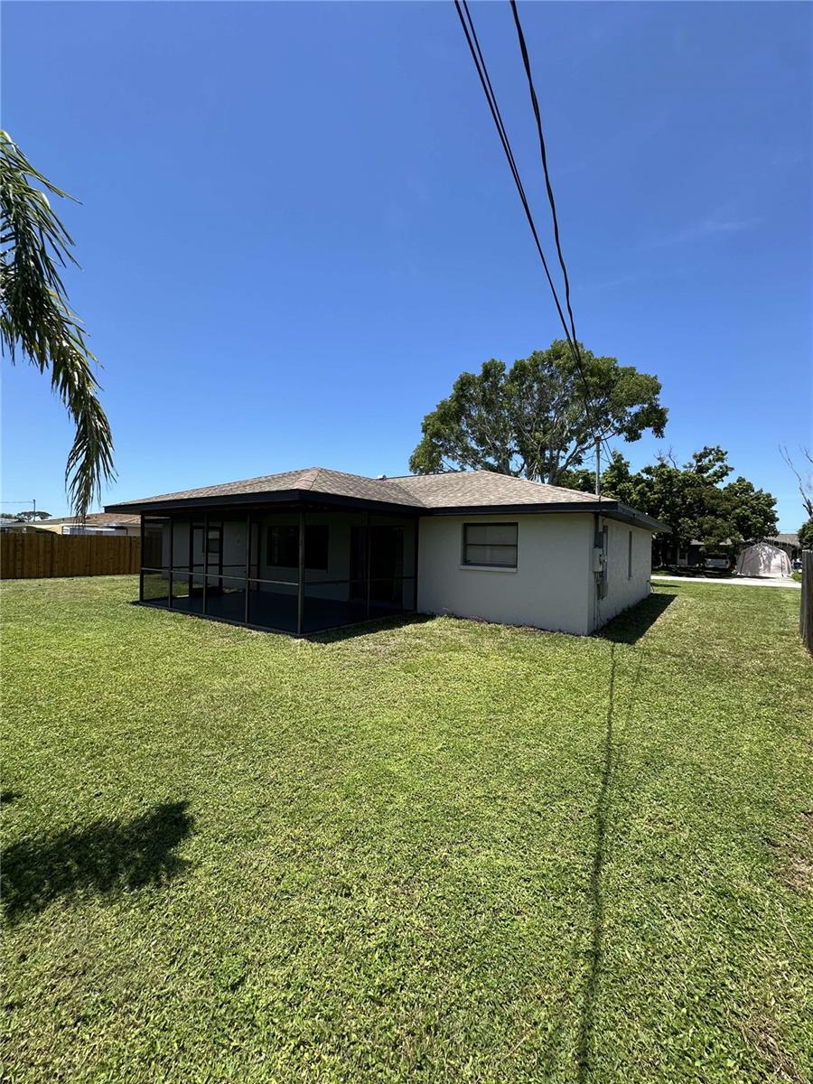 Image 7 of 20 For 1773 Coconut Drive