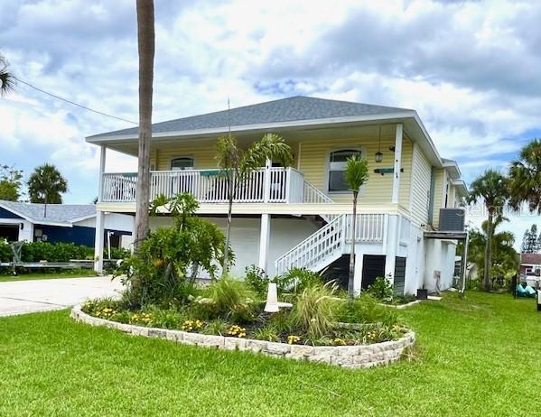 Listing photo id 0 for 5439 Bluepoint Drive