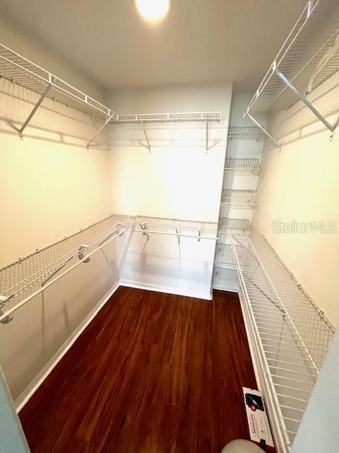 Listing photo id 30 for 5439 Bluepoint Drive