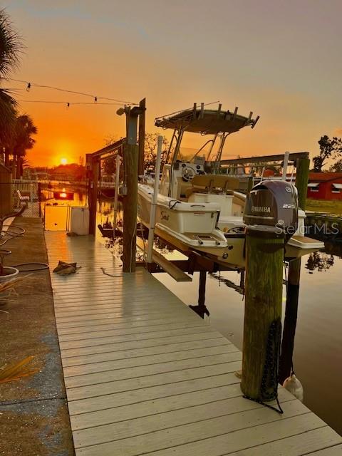 Listing photo id 38 for 5439 Bluepoint Drive
