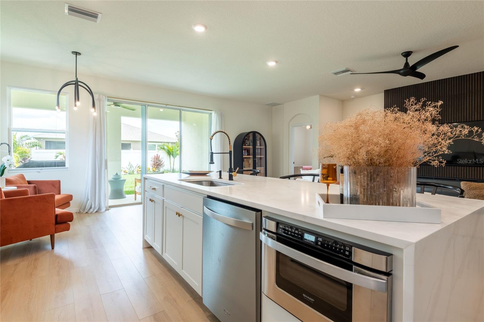 Image 12 of 33 For 13372 Waterleaf Garden Circle