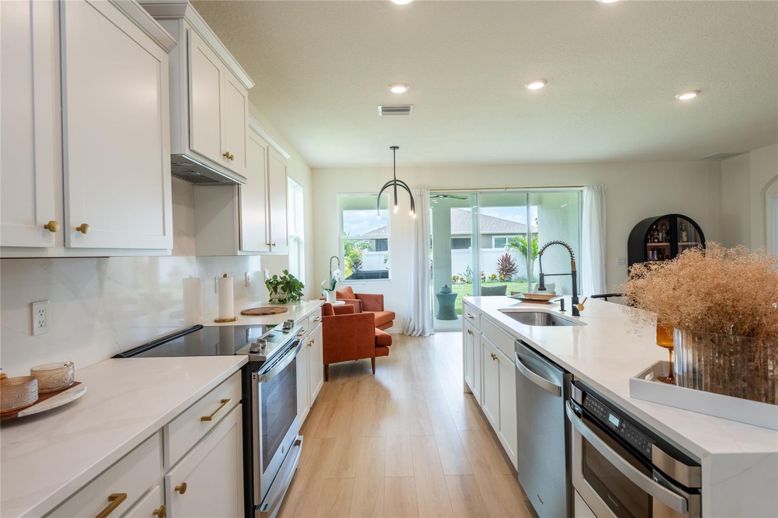 Image 13 of 33 For 13372 Waterleaf Garden Circle