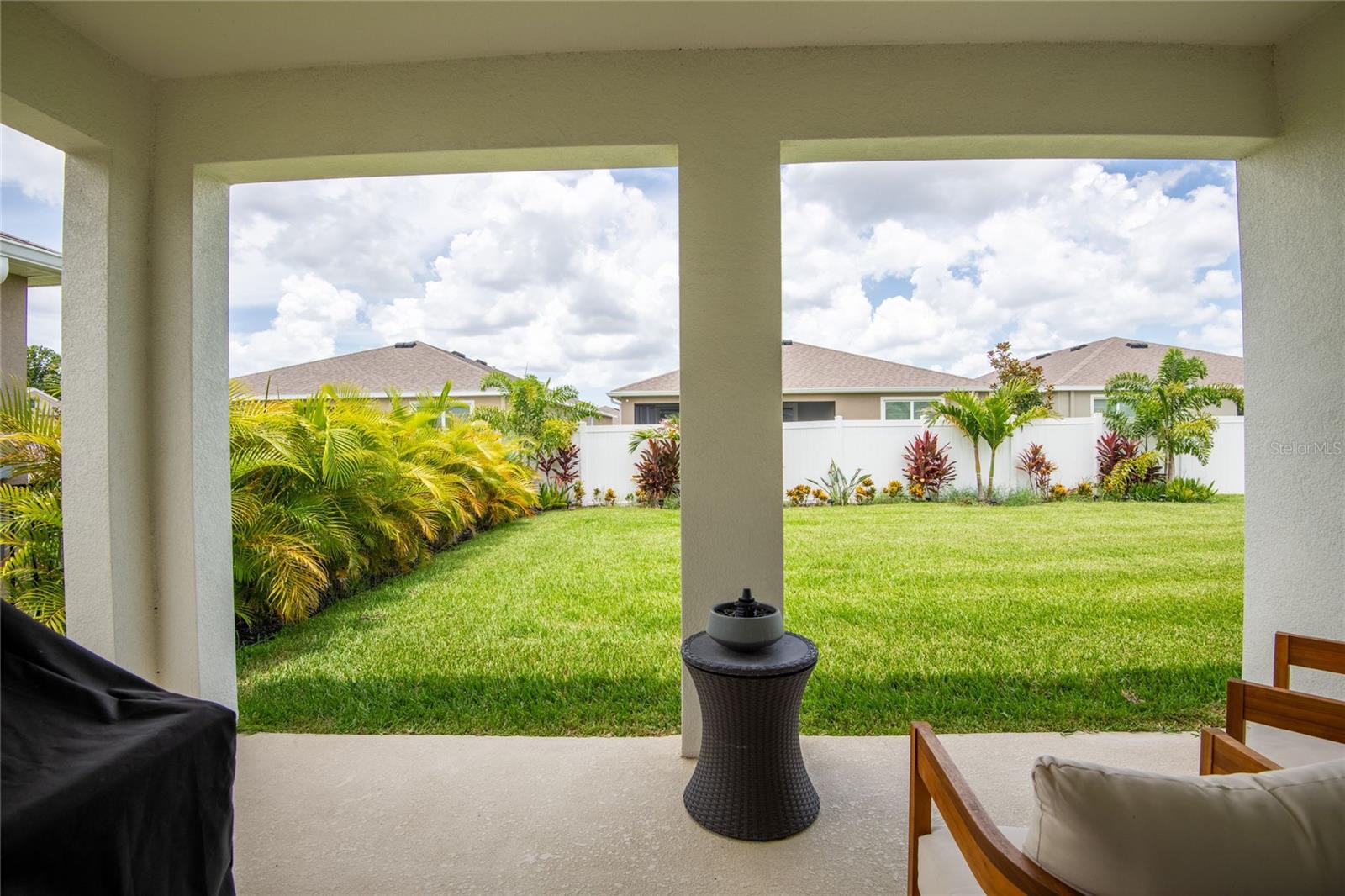 Image 21 of 33 For 13372 Waterleaf Garden Circle