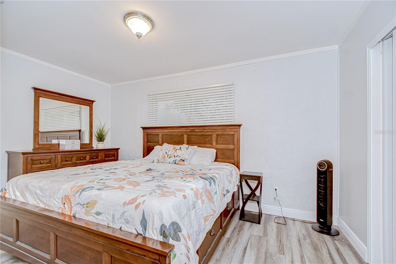 Image 13 of 30 For 12925 Rome Avenue