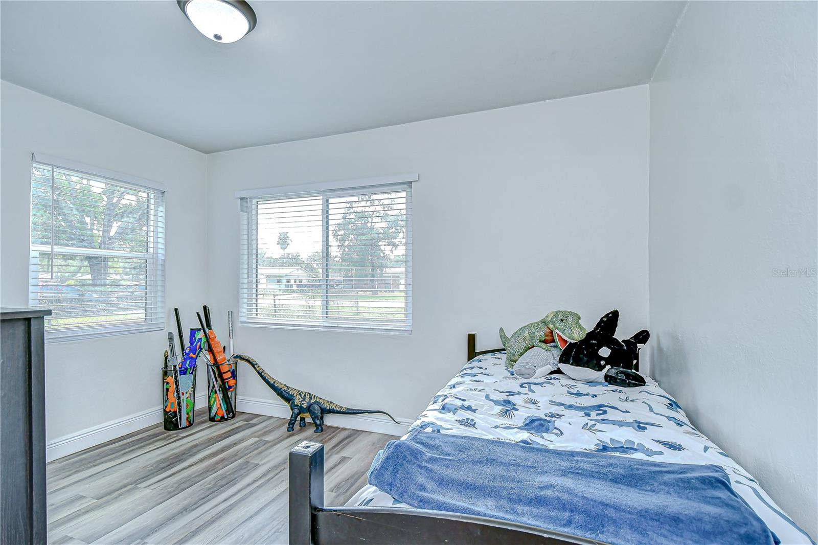 Image 16 of 30 For 12925 Rome Avenue