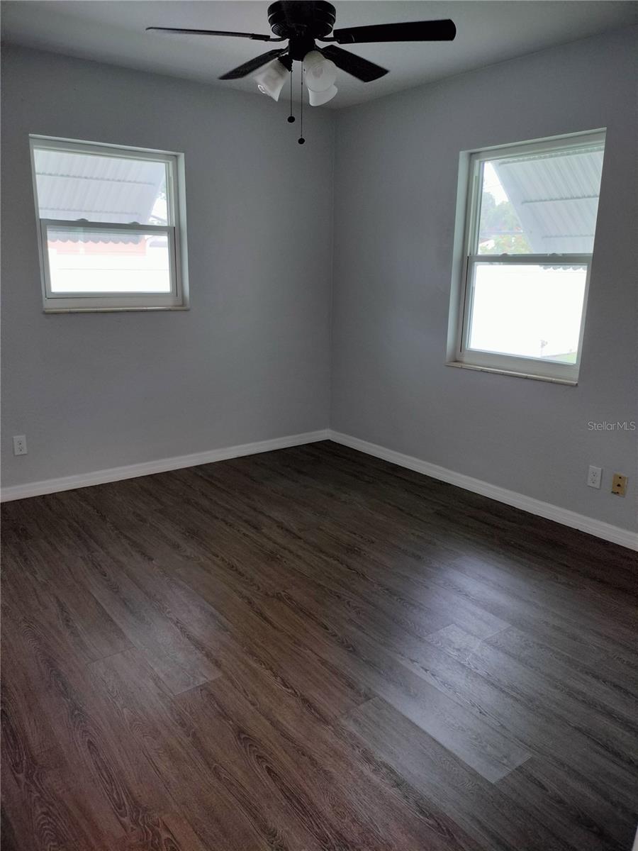 Image 16 of 30 For 11474 76th Avenue