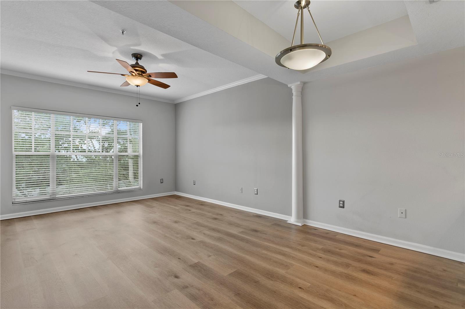 Image 13 of 28 For 800 Dakota Avenue 315