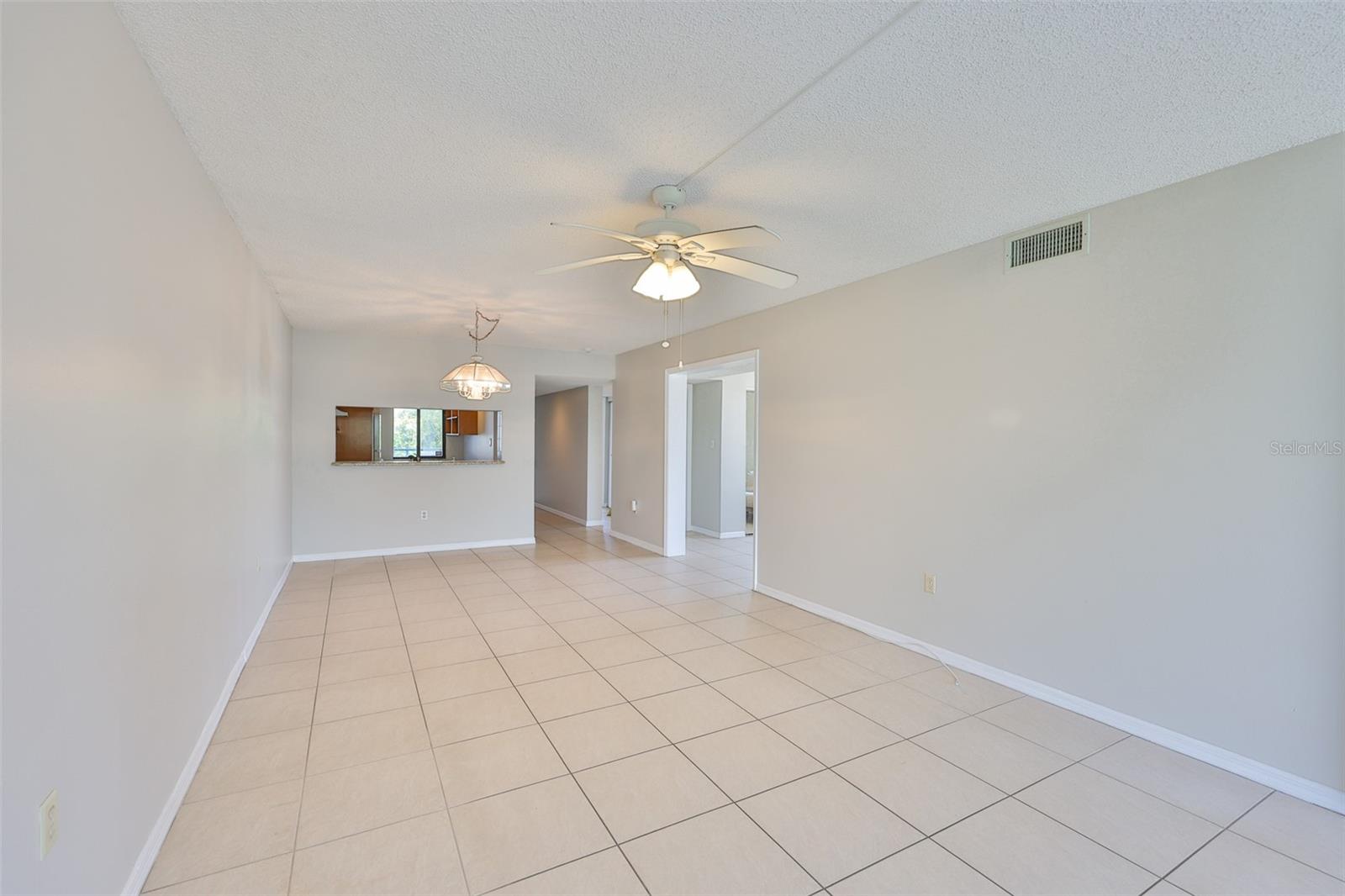 Image 16 of 50 For 2424 Tampa Bay Boulevard L301
