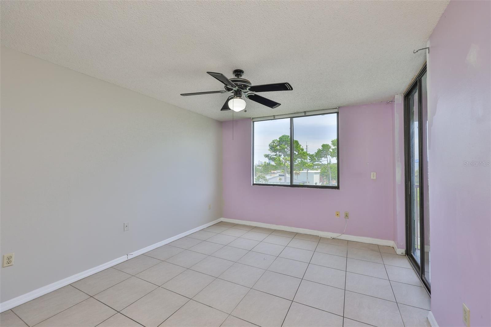 Image 19 of 50 For 2424 Tampa Bay Boulevard L301