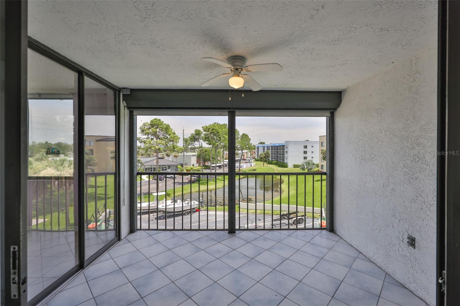 Image 27 of 50 For 2424 Tampa Bay Boulevard L301