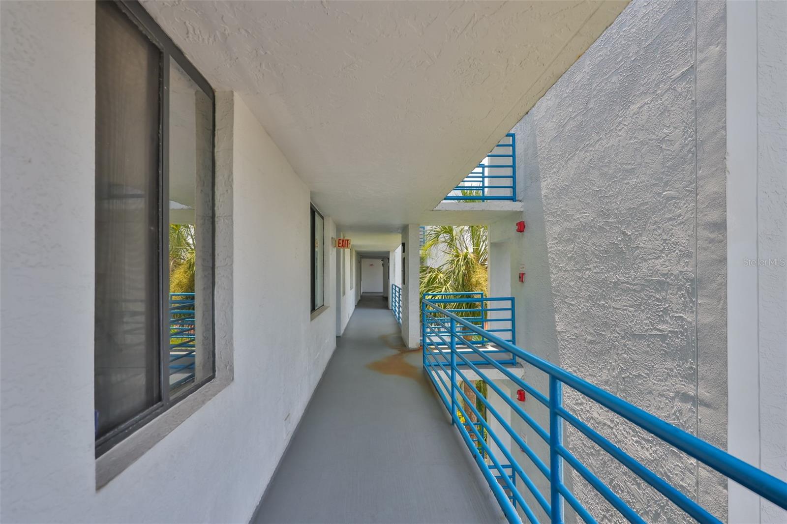 Image 3 of 50 For 2424 Tampa Bay Boulevard L301