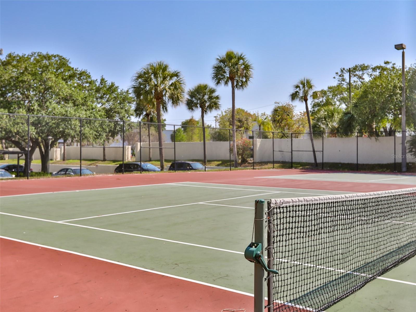 Image 39 of 50 For 2424 Tampa Bay Boulevard L301