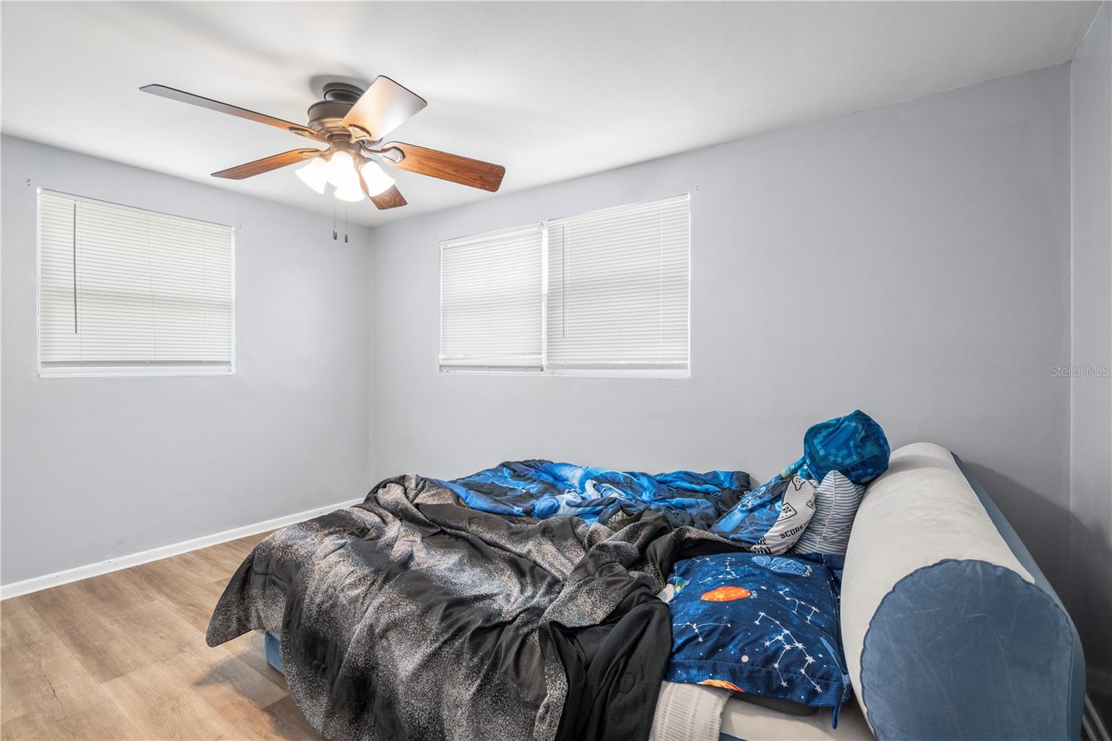 Image 21 of 42 For 4624 Belfast Drive