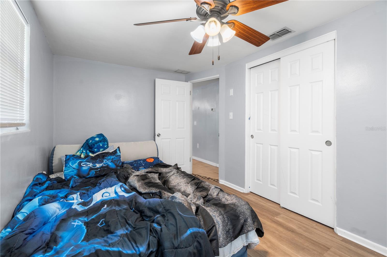 Image 23 of 42 For 4624 Belfast Drive