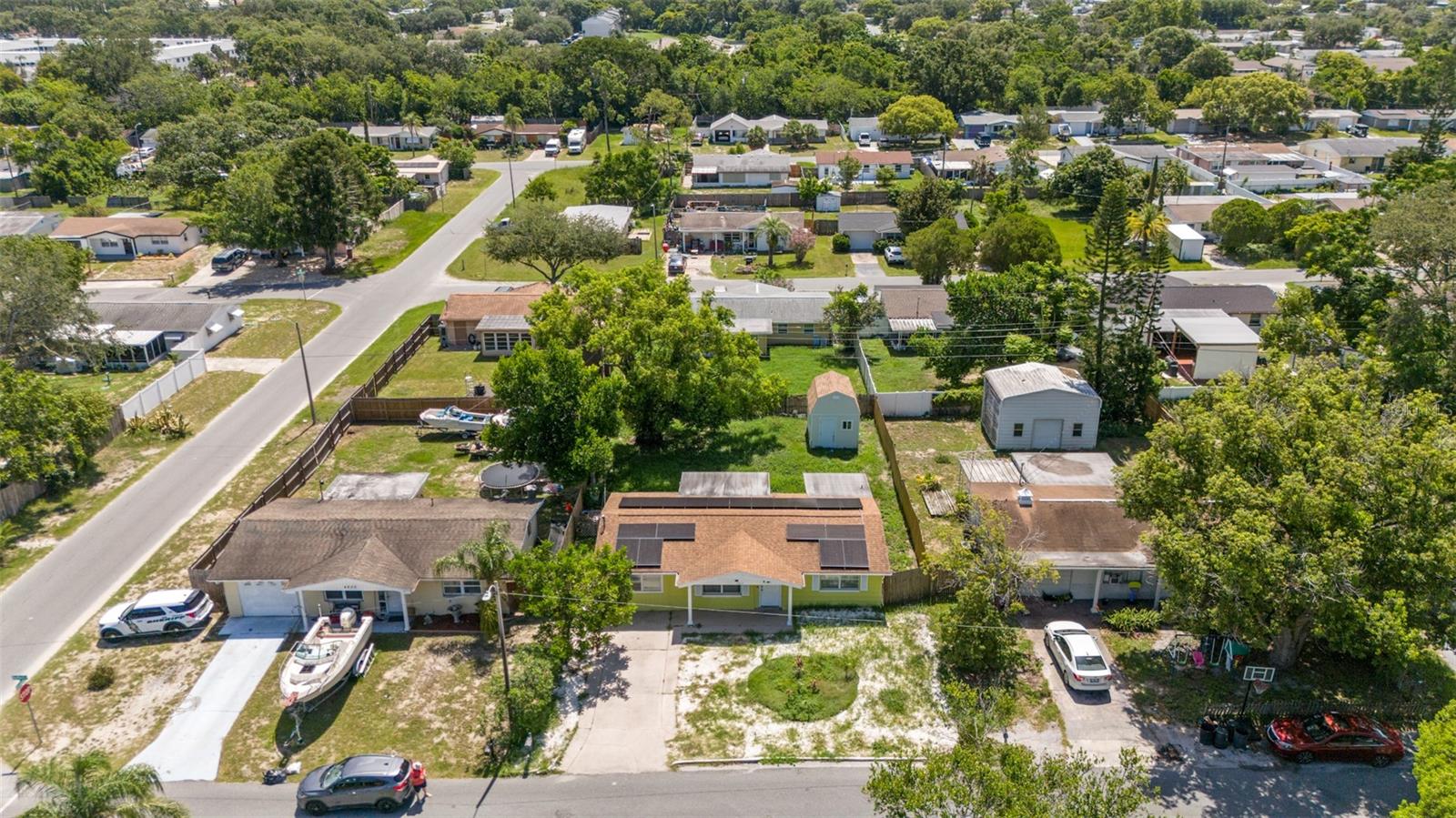 Image 33 of 42 For 4624 Belfast Drive