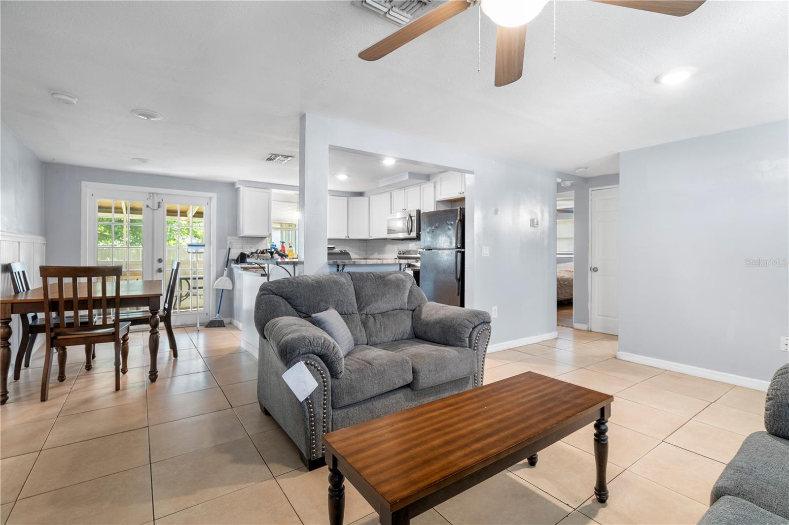 Image 6 of 42 For 4624 Belfast Drive