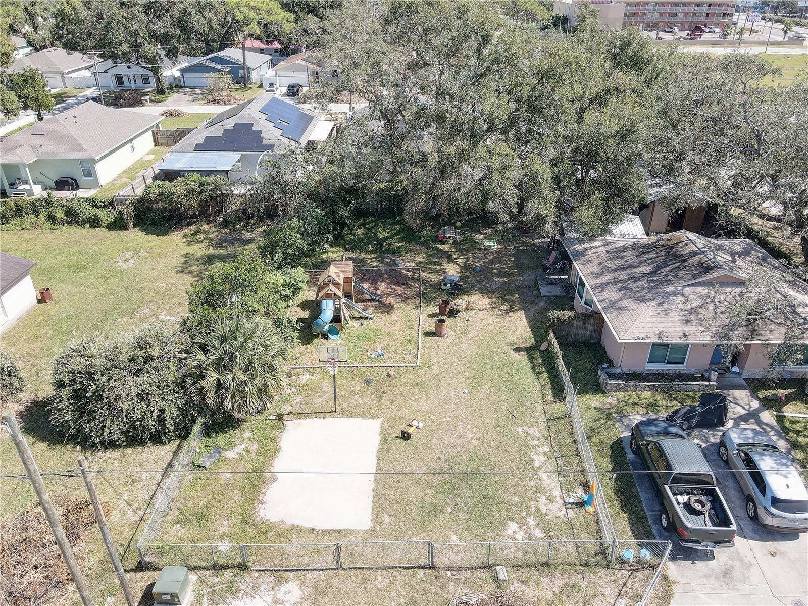 Listing Details for 9303 19th Street, TAMPA, FL 33612