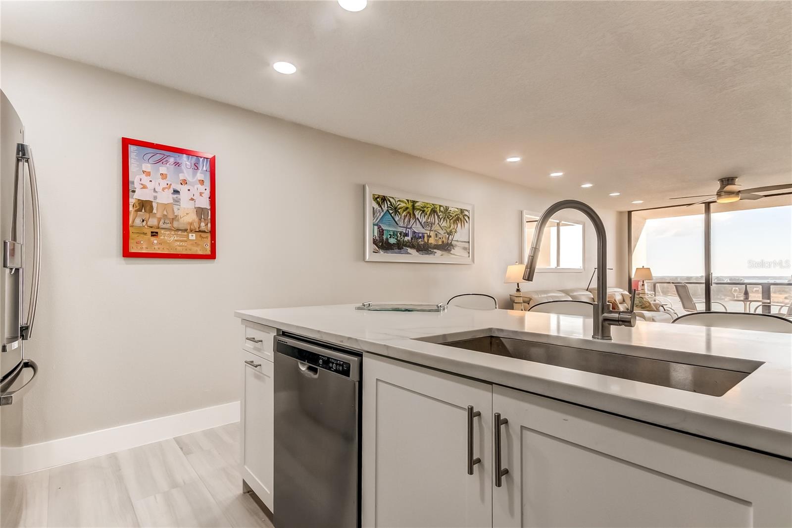Image 15 of 55 For 440 Gulfview Boulevard 1205