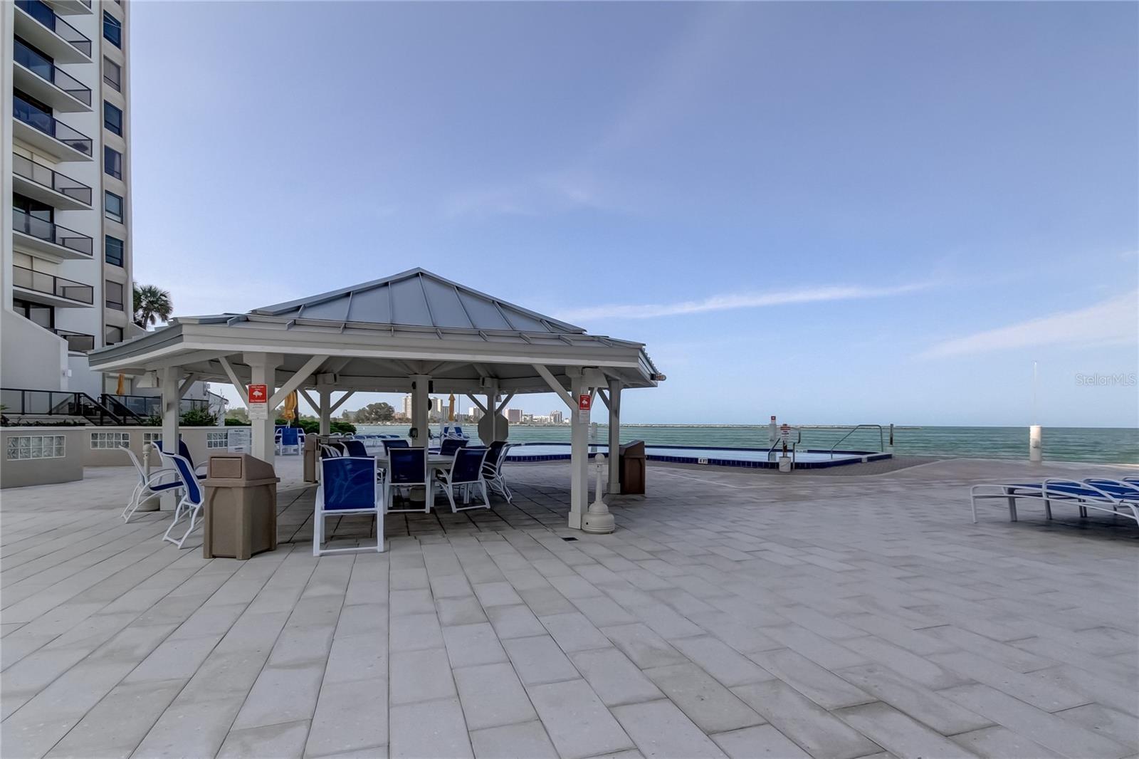 Image 37 of 55 For 440 Gulfview Boulevard 1205