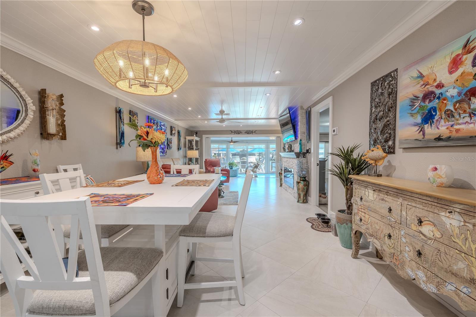 Listing photo id 15 for 523 Boca Ciega Point Boulevard S 1210