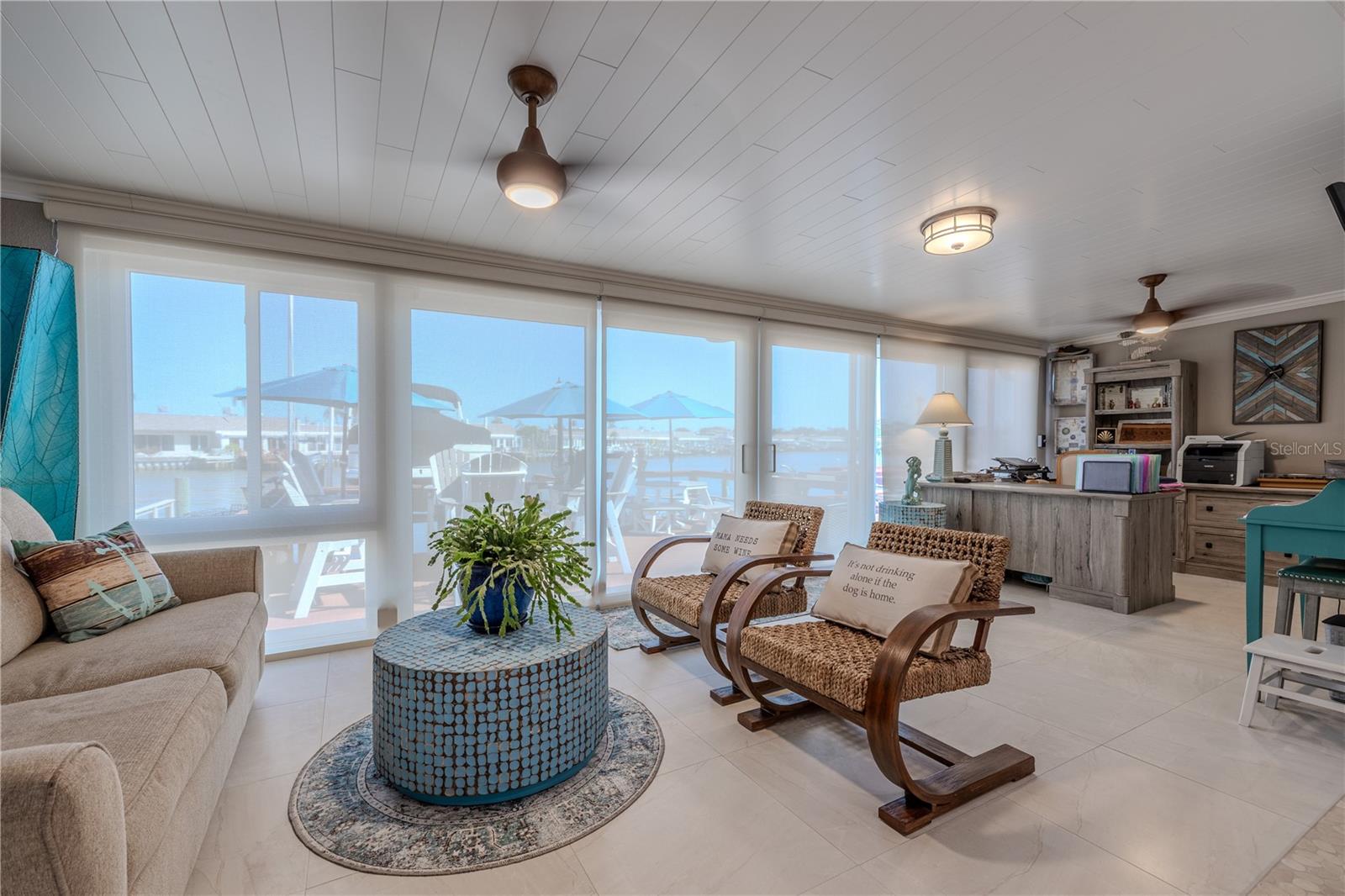 Listing photo id 21 for 523 Boca Ciega Point Boulevard S 1210