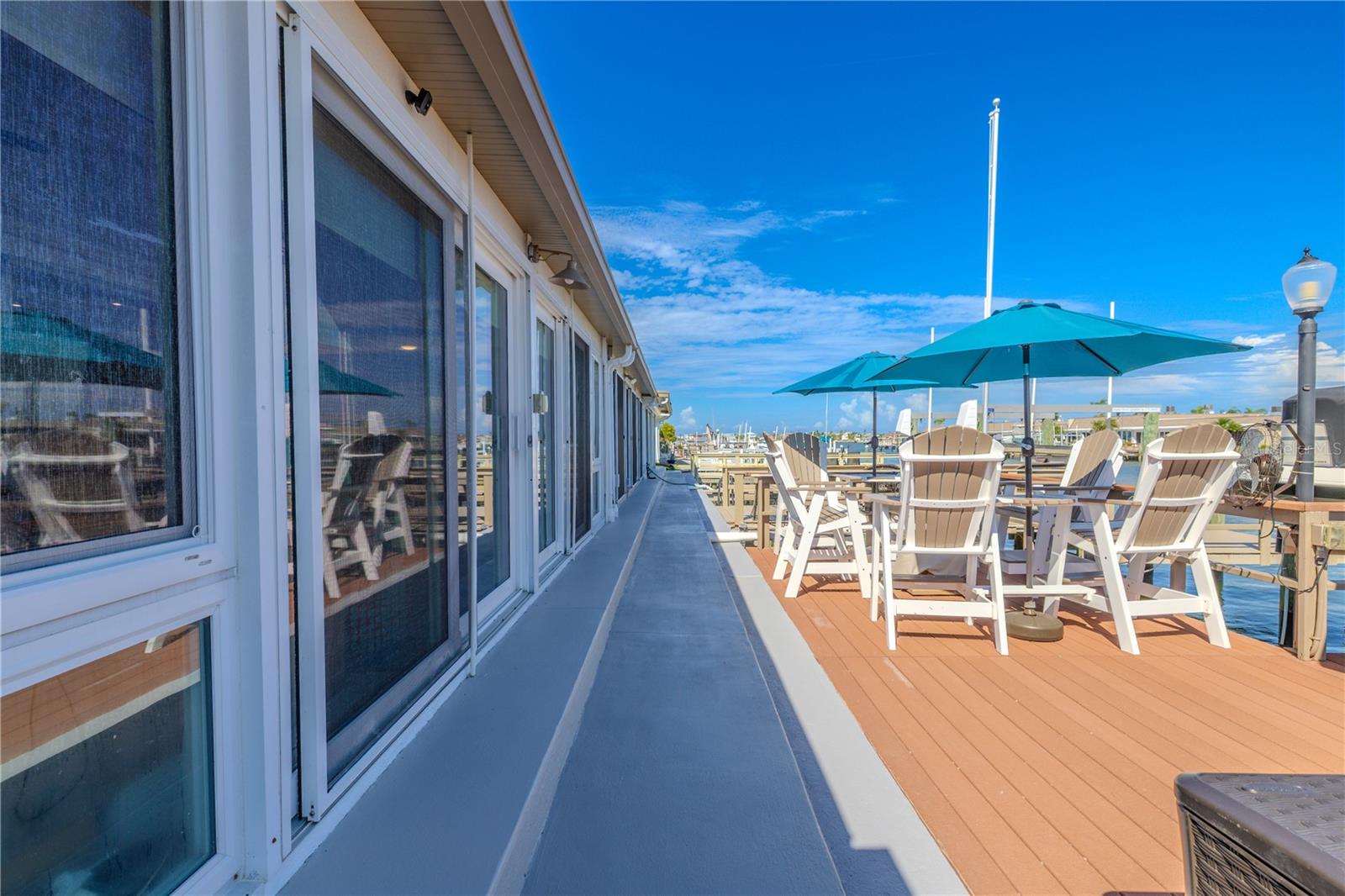 Listing photo id 49 for 523 Boca Ciega Point Boulevard S 1210