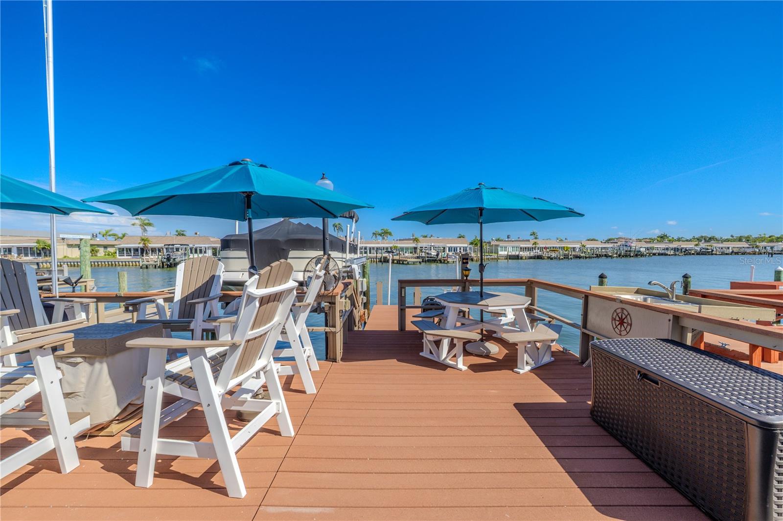 Listing photo id 50 for 523 Boca Ciega Point Boulevard S 1210
