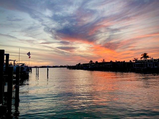 Listing photo id 52 for 523 Boca Ciega Point Boulevard S 1210