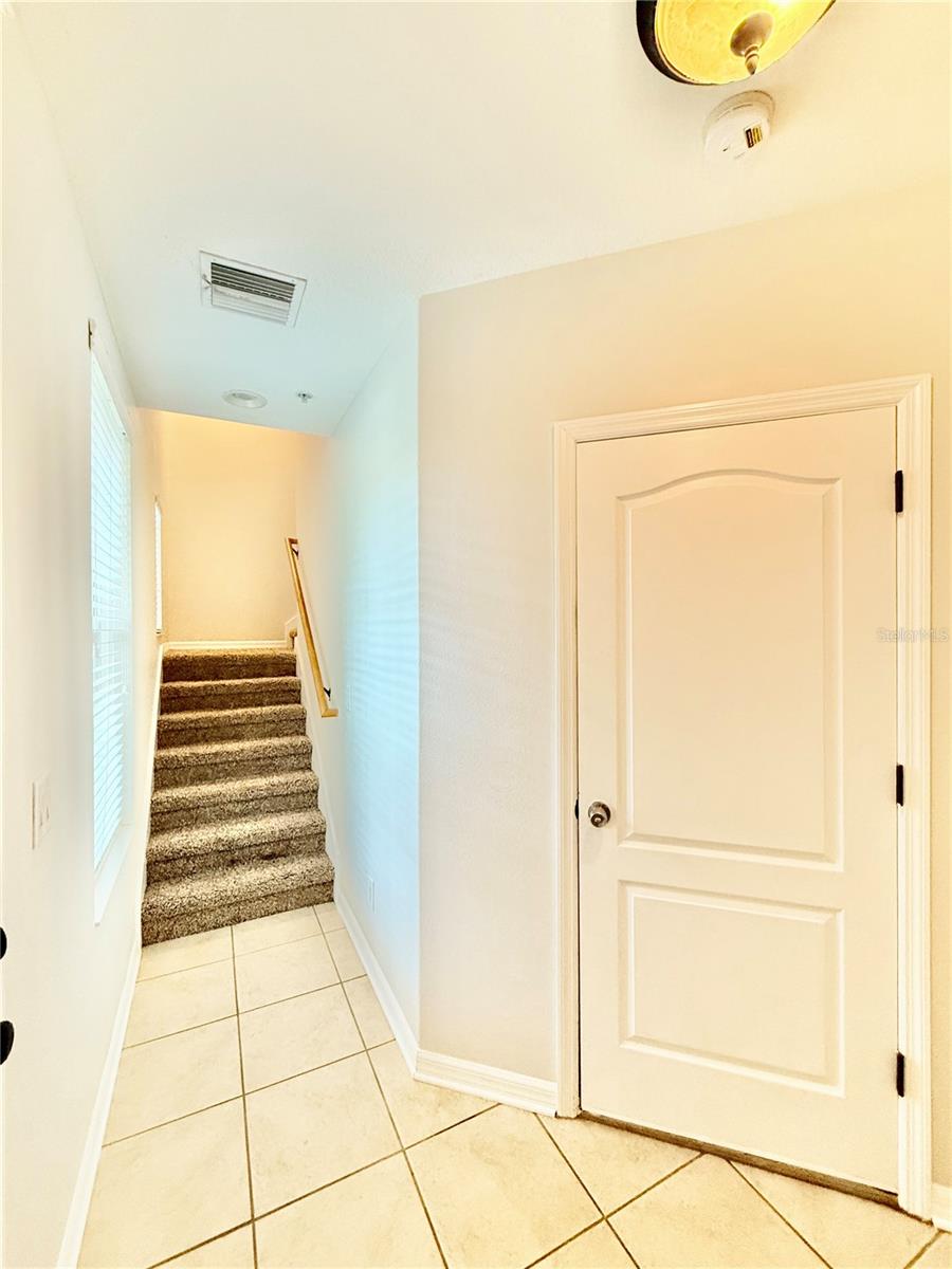 Image 5 of 20 For 956 Sombra Street