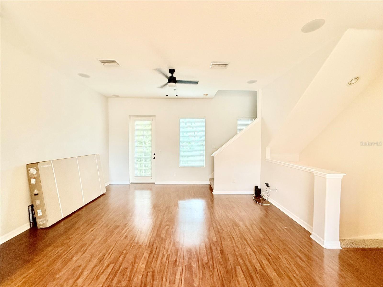 Image 8 of 20 For 956 Sombra Street